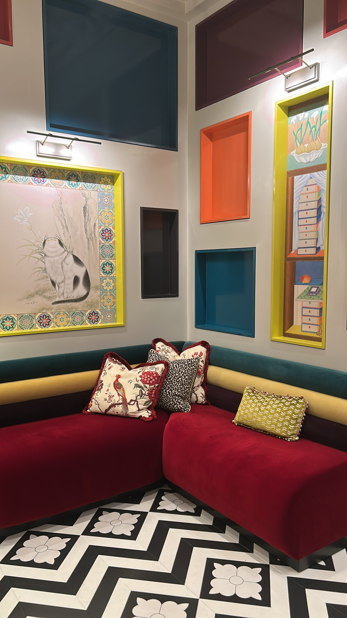 Deep red tones in this vibrant room at Wow!House London